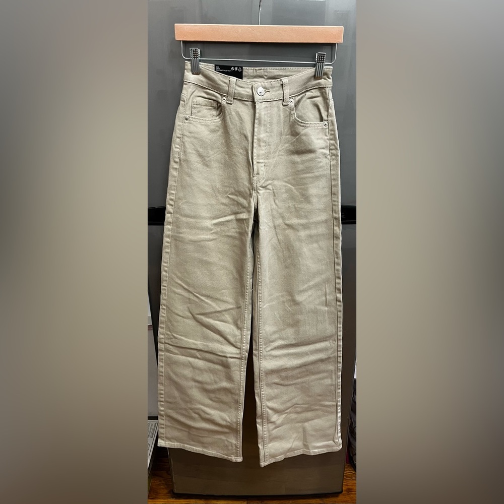 NWT H&M DIVIDED TAN PANTS, SIZE 2